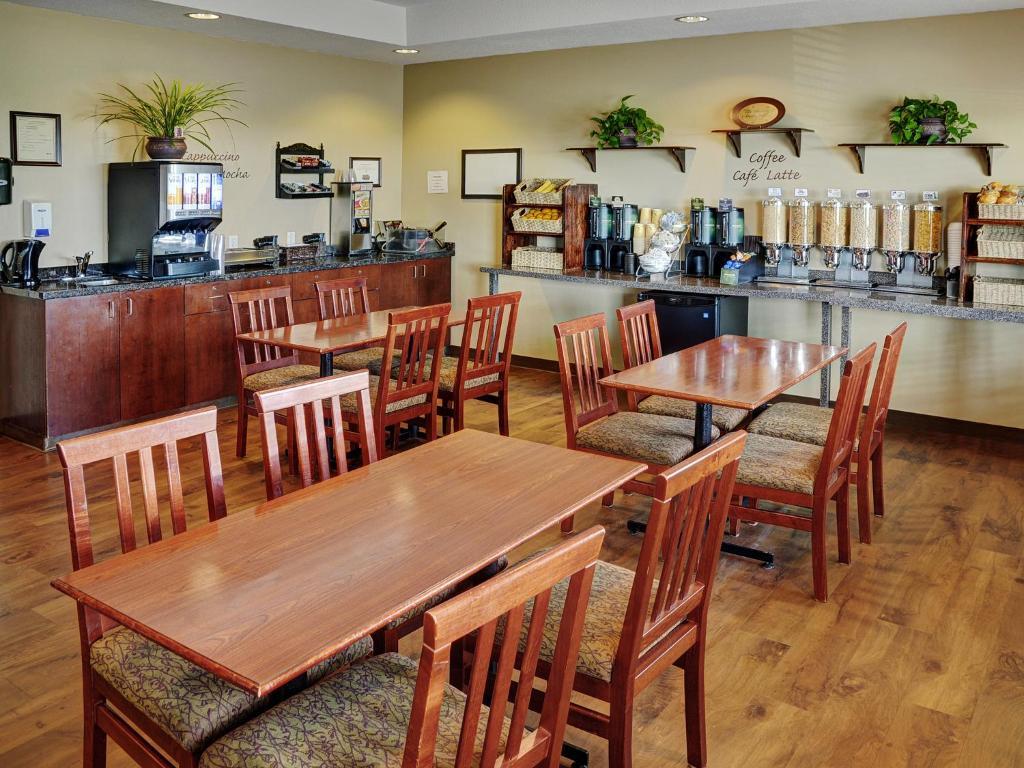 Lakeview Inns & Suites - Slave Lake Zewnętrze zdjęcie